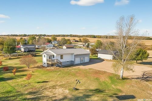 102 Victoria St, Mortlach, SK, S0H | Card Image