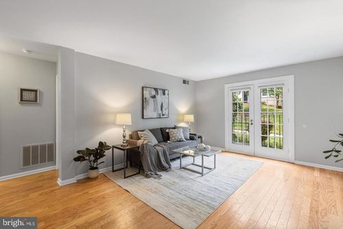 c-4628 28th Rd S, ARLINGTON, VA, 22206-1127 | Card Image