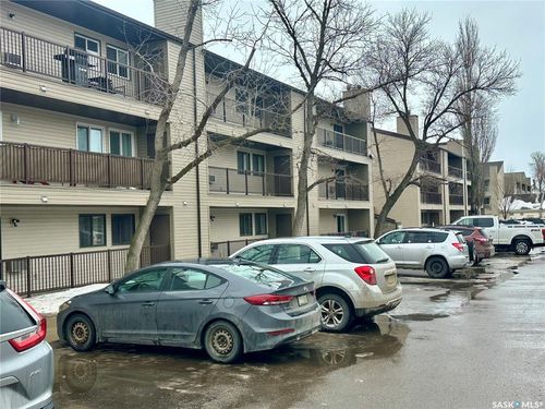 214b-4040 8th St E, Saskatoon, SK, S7H5L4 | Card Image