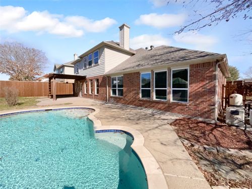 301 Brookmere Ln, Murphy, TX, 75094-4352 | Card Image