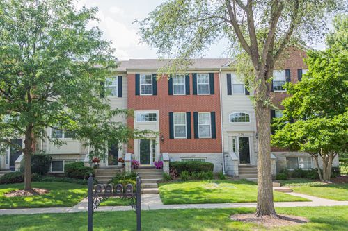734 Thornbury Rd, Bartlett, IL, 60103-2331 | Card Image