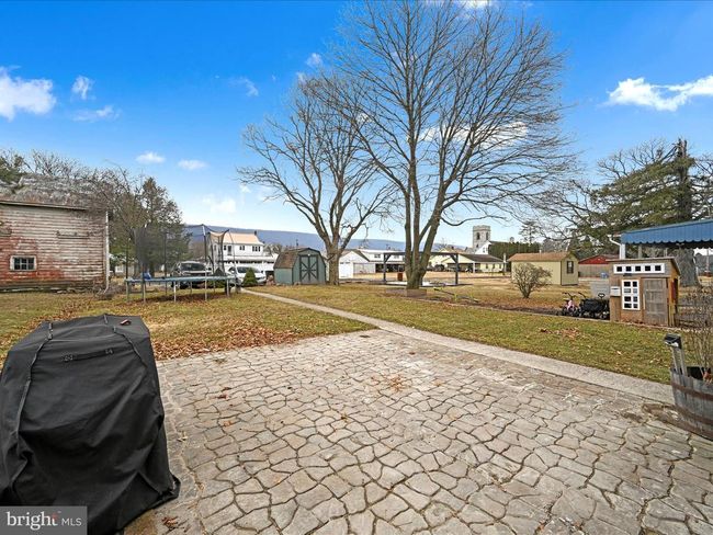 547 E Main St, House other with 4 bedrooms, 3 bathrooms and null parking in HEGINS PA | Image 9