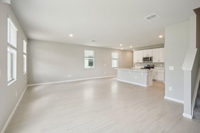 5730 Se Edgewater Cir, Townhouse with 3 bedrooms, 3 bathrooms and null parking in Stuart FL | Image 11