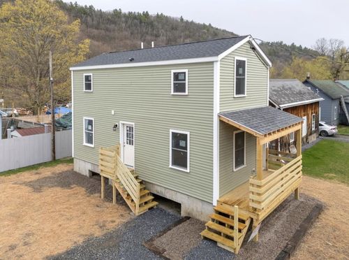 29 National Street, Windsor, VT, 05089 | Card Image