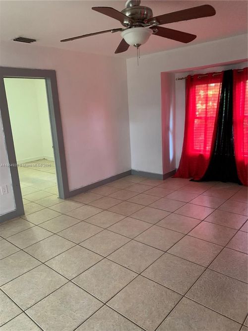 0-750 Nw 118th St, Miami, FL, 33168-2329 | Card Image