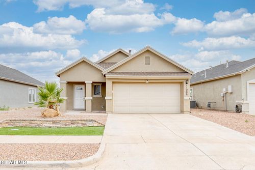 11288 Santa Barbara Dr, Socorro, TX, 79927-3042 | Card Image