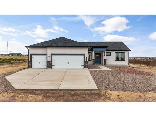 943 E Moonbeam Dr, Pueblo West, CO, 81007-1143 | Card Image