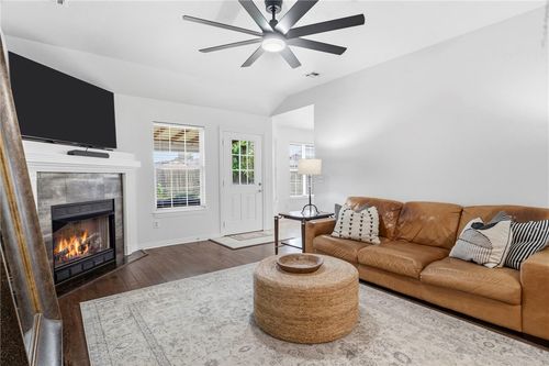 1016 Applewood Cir, Centerton, AR, 72719-8953 | Card Image