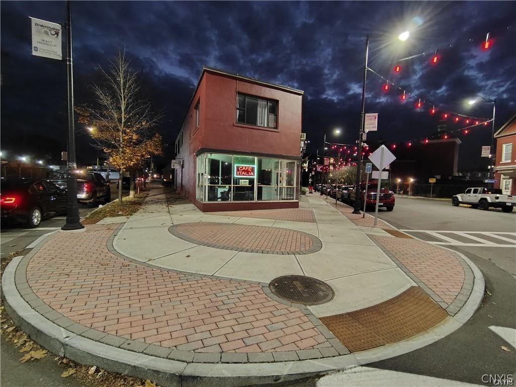 Commercial Sale in Utica 4