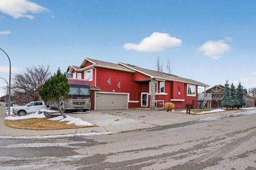 302 Sixmile Lane S, Lethbridge, AB, T1K5S6 | Card Image
