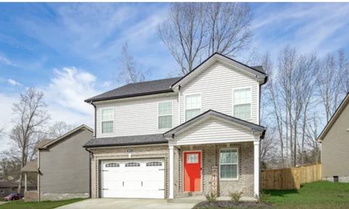 821 Lutz Ln, Clarksville, TN, 37042-3711 | Card Image