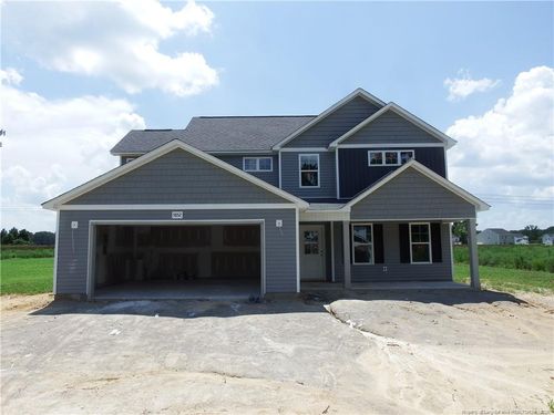 5852 Panther Dr, Hope Mills, NC, 28348-6001 | Card Image