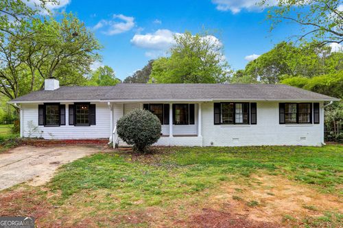1095 Athens Rd, Winterville, GA, 30683-2944 | Card Image