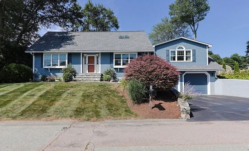 8 Hancock St, Milford, MA, 01757-2214 | Card Image