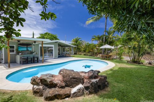 757 Akumu St, Kailua, HI, 96734-3835 | Card Image