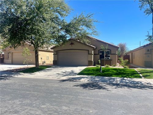 3388 Old Course St, Las Vegas, NV, 89122-4114 | Card Image