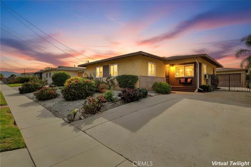 11019 Nassau Ave, Sunland, CA, 91040-2123 | Card Image