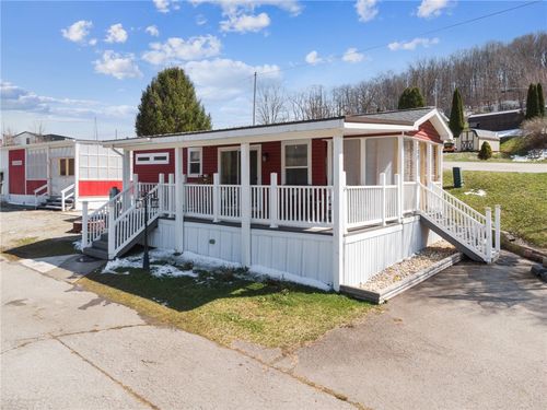 300 Clubhouse Dr, Donegal, PA, 15628-4073 | Card Image