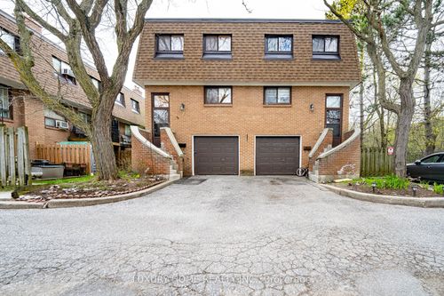 2-100 Henderson Ave, Thornhill, ON, L3T2K8 | Card Image