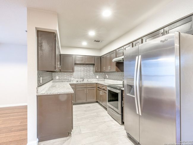 APT-802 - 100 Lorenz Rd, Condo with 3 bedrooms, 3 bathrooms and null parking in San Antonio TX | Image 13