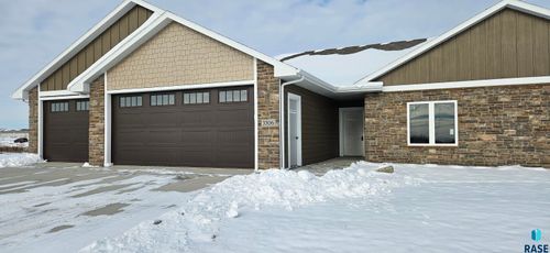 3306 E Prairie Wind St, Sioux Falls, SD, 57108 | Card Image