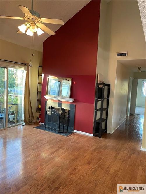 108-108 Aspen Dr, Plainsboro, NJ, 08536-3601 | Card Image