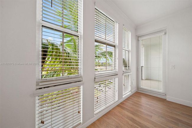 213 - 10170 Sw 7 Th St, Condo with 2 bedrooms, 2 bathrooms and null parking in Pembroke Pines FL | Image 8