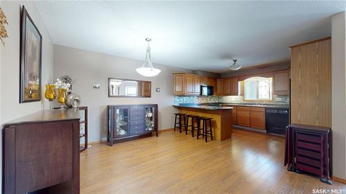 203-1225 Stockton Street N, Regina, SK, S4X0A3 | Card Image