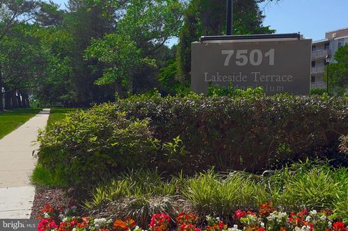 b-218-7501 Democracy Blvd, BETHESDA, MD, 20817-1237 | Card Image