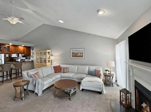 127 Cowbell Xing, Atkinson, NH, 03811-2398 | Card Image