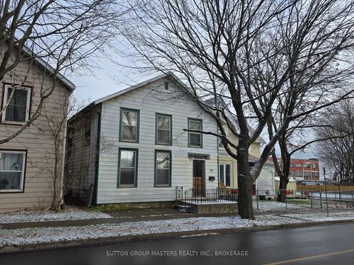 85 Main St, Gananoque, ON, K7G2L8 | Card Image