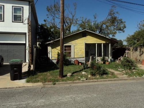 3411 Hinton Blvd, Houston, TX, 77022-5227 | Card Image