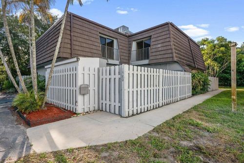 1980 Ne Dixie Hwy, Jensen Beach, FL, 34957-6443 | Card Image