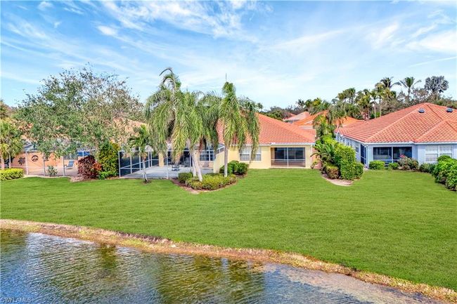 4255 Redonda Ln, Condo with 2 bedrooms, 2 bathrooms and 2 parking in NAPLES FL | Image 26