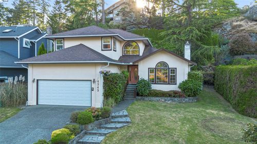 4345 Faithwood Rd, Saanich, BC, V8X4Z6 | Card Image