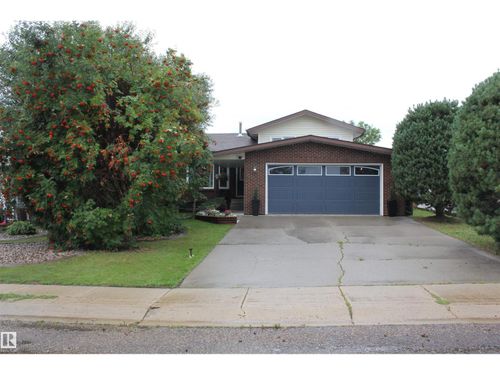 5110 54a St, Elk Point, AB, T0A0B9 | Card Image