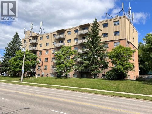 106-283 Fairway Road N, Kitchener, ON, N2A2P1 | Card Image