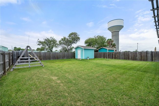 2371 Scotts Cir, House other with 3 bedrooms, 2 bathrooms and null parking in Ingleside TX | Image 26