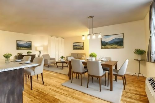 1912-100 Manhattan Ave, Union City, NJ, 07087-5265 | Card Image