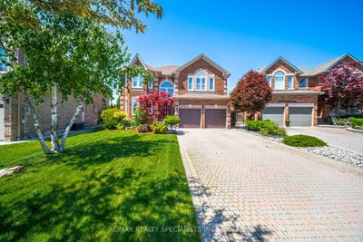 3353 Azelia Crt, House other with 5 bedrooms, 5 bathrooms and 8 parking in Mississauga ON | Image 1