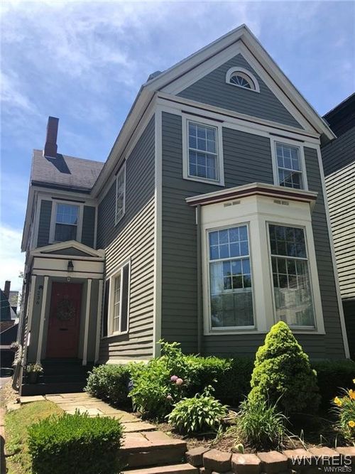 236 Bryant St, Buffalo, NY, 14222-2007 | Card Image