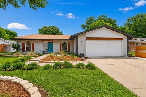 1029 Aspen Ln, Mansfield, TX, 76063-2989 | Card Image
