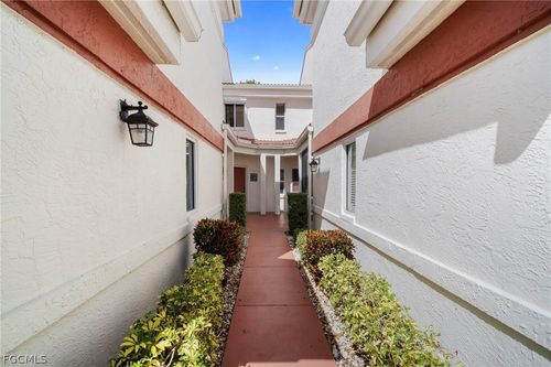 apt-2-13331 Medinah Cir W, FORT MYERS, FL, 33907-8033 | Card Image