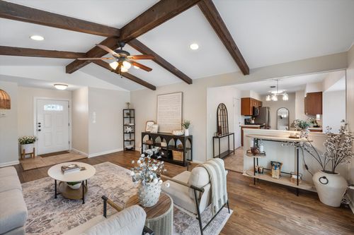 9505 Quail Ct, Austin, TX, 78758-6232 | Card Image