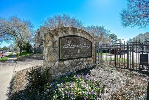 apt-1131-10855 Meadowglen Ln, Houston, TX, 77042-4079 | Card Image