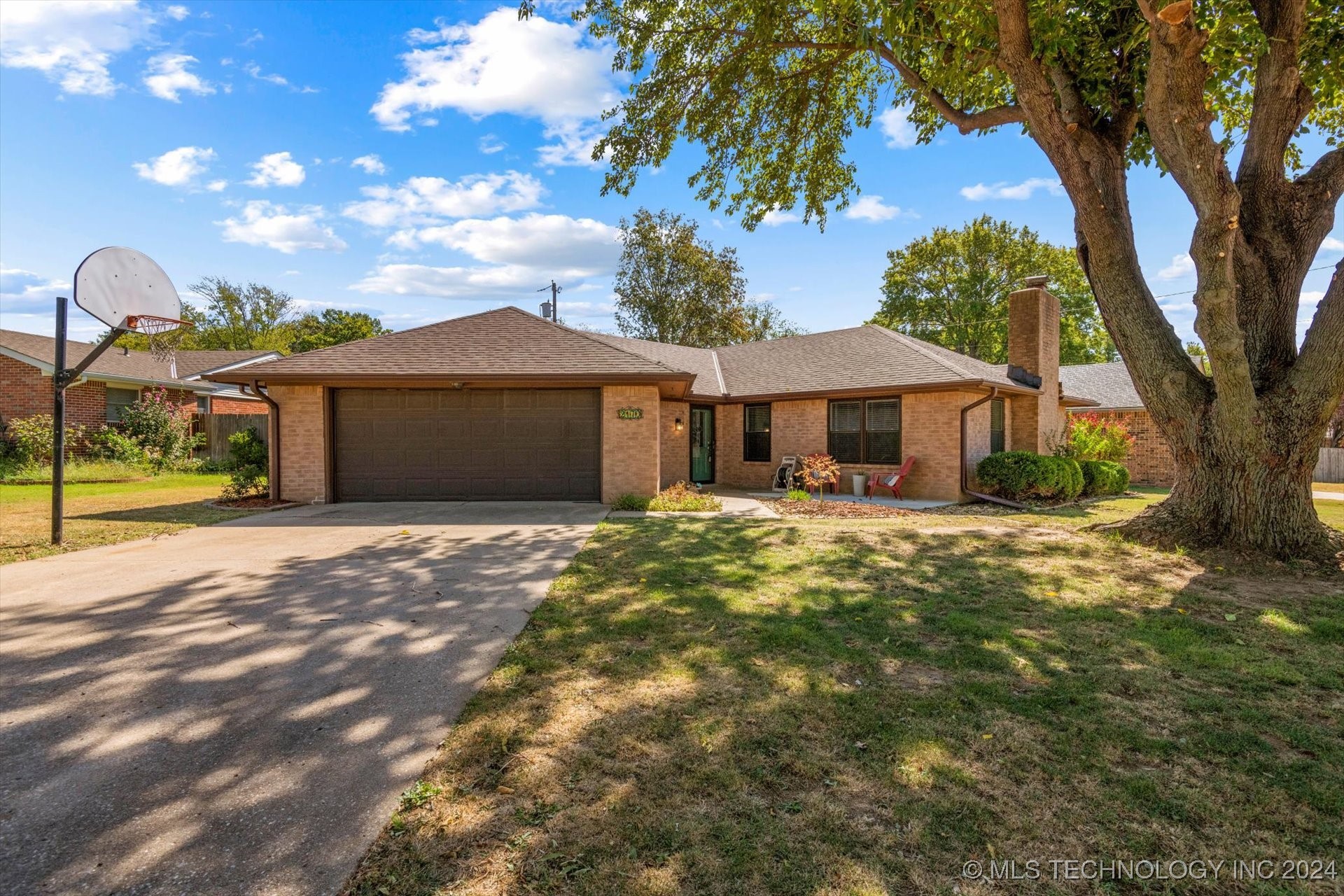 Jefferson Rd, Bartlesville, OK 74006