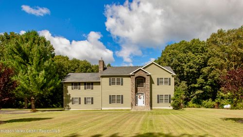 5 Valhank Dr, Ulster Park, NY, 12487-5243 | Card Image
