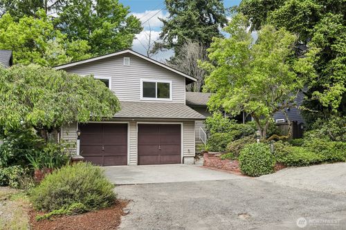 7509 42nd Ave Ne, Seattle, WA, 98115-5101 | Card Image