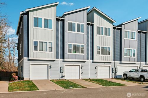 unit-b-17411 118th Avenue Ct E, Puyallup, WA, 98374-7809 | Card Image