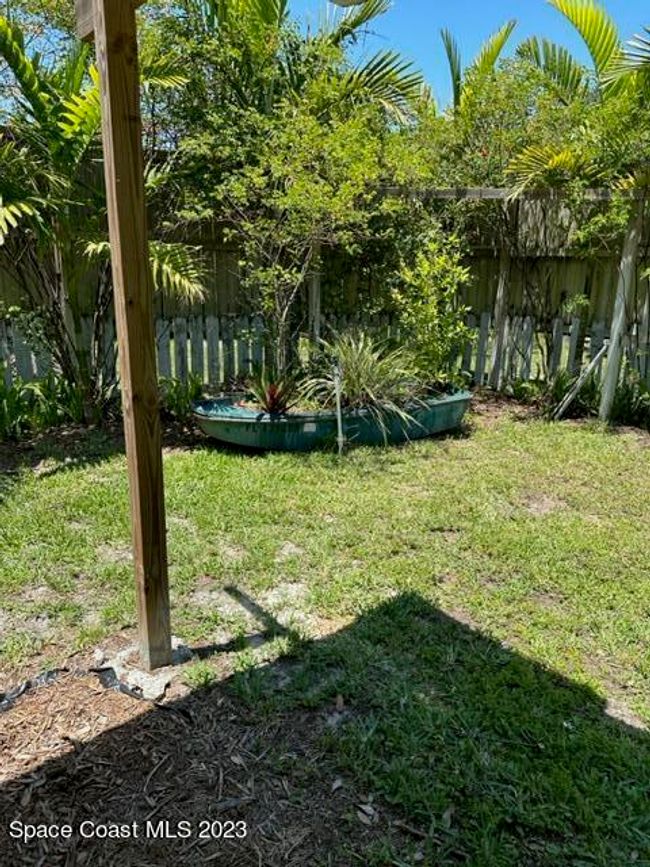 1 4755 87th Street, For Rent in Sebastian Zoocasa